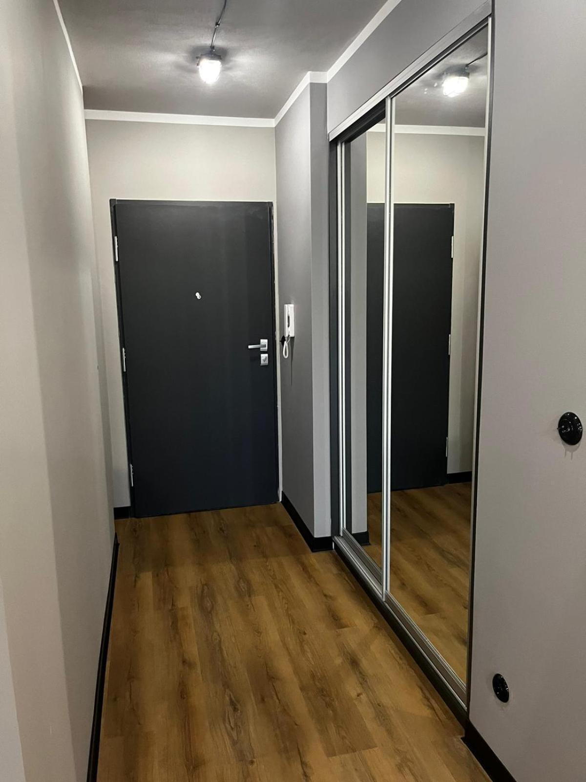 Apartament Z Widokiem Na Stadion Styl Industrialny Jedyny Taki Check In 24 H Познань Екстер'єр фото